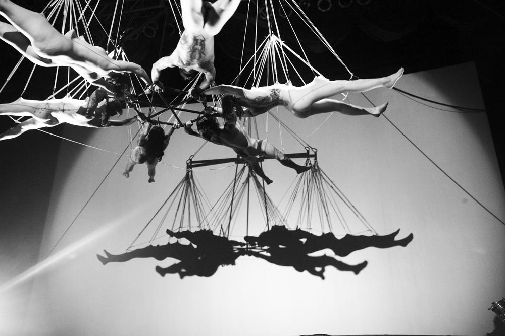 Internal/External: Suspension for Obsolete Body 80 Langdon